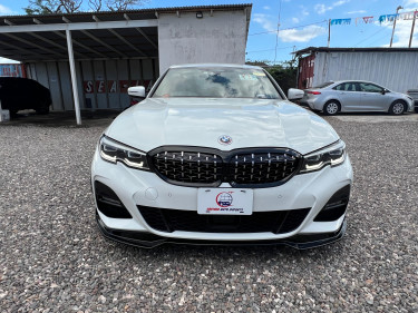 2020 BMW 320i 3 Series 