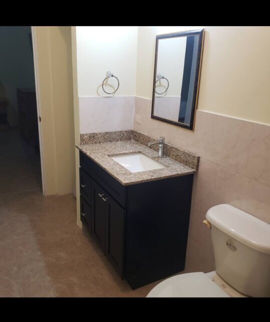 1 Bedroom 1 Bath With Amenities In Prime Location