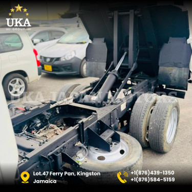 ISUZU ELF TRUCK TIPPER 2015