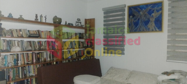 2 Bedrooms Ground Level Apartment In Kingston 6
