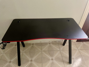 E-SPORTS Computer Desk Office /Gaming