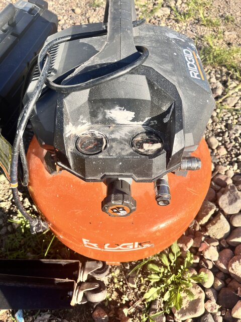 Air Compressor With 3 Nail Guns Tools Kellits