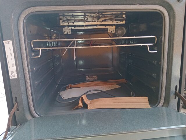 Whirpool Self-Cleaning Oven