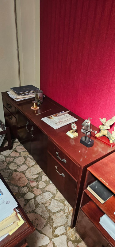 Office Desk