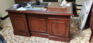 Office Desk