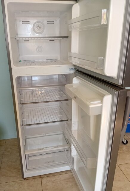 IMPERIAL REFRIGERATOR - Great Condition Like New