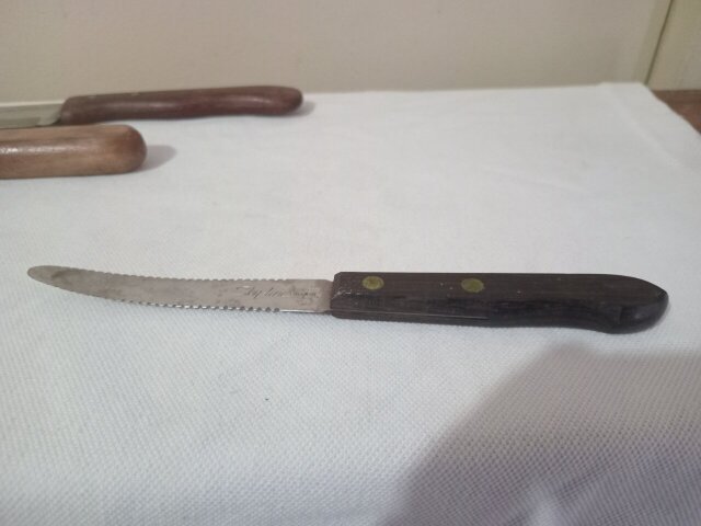 Assorted Knives