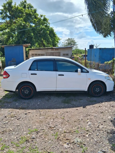 2012 Nissan Tiida Latio 