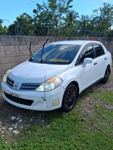 2012 Nissan Tiida Latio 