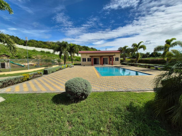 2 Bedroom House In Ginger Drive, St. Catherine 