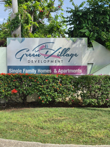 2 Bedroom House In Ginger Drive, St. Catherine 