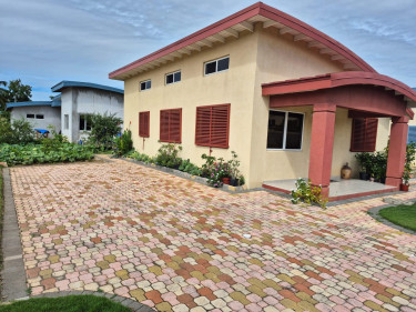 2 Bedroom House In Ginger Drive, St. Catherine 