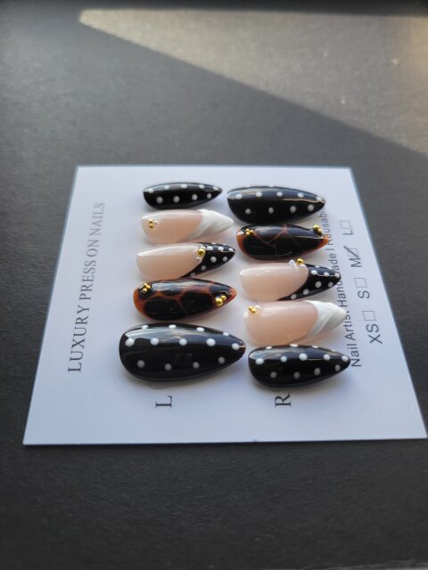 Quality Press-on Nails Other Market St. Catherine