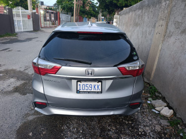 Honda Shuttle For Rent