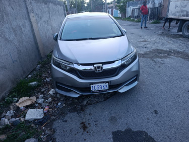 Honda Shuttle For Rent