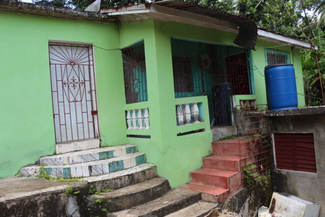 3 Bedroom- 1 Bathroom House For Sale. Houses Cambridge