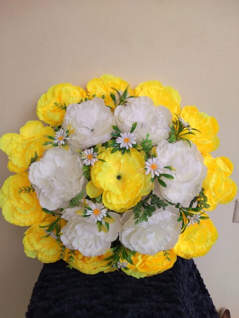 Round Artificial Wreath