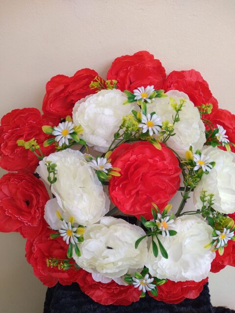 Round Artificial Wreath
