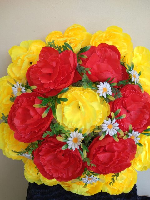 Round Artificial Wreath