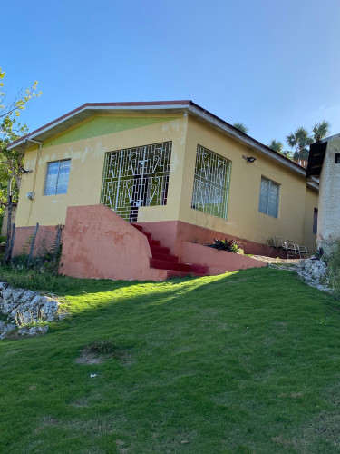 3 Bedrooms House In Good Hope St. Elizabeth