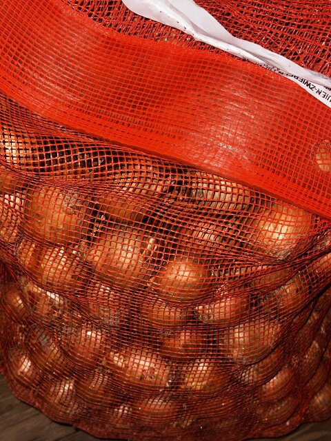 Whole Sale And Retail Onion And Garlic Ground Produce Spanish Town