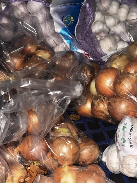 Whole Sale And Retail Onion And Garlic
