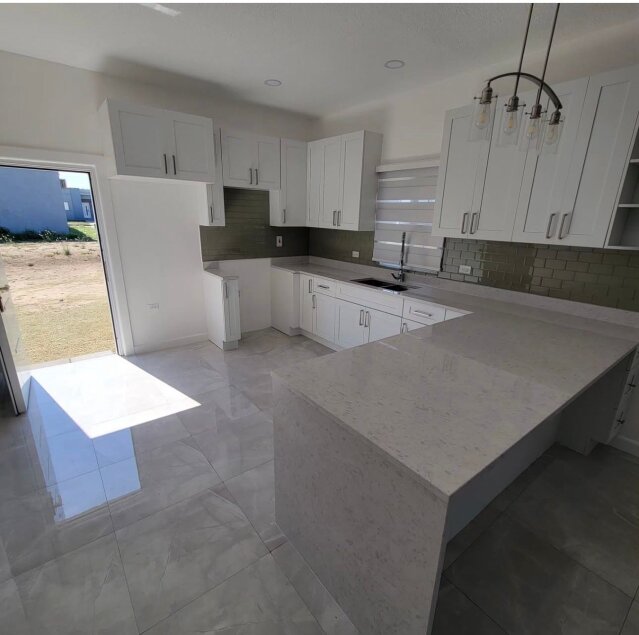 2 Bedroom House,  2 Bathroom