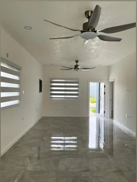 2 Bedroom House,  2 Bathroom