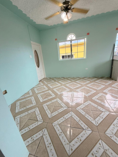 2 Bedroom & 1 Bathroom - Open Living Concept Apt
