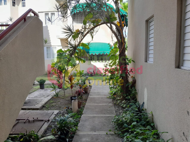 1 Bedroom Apt For Sale
