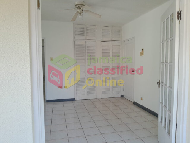1 Bedroom Apt For Sale