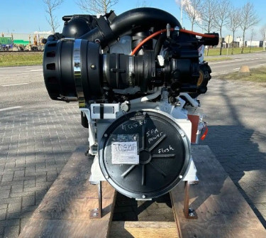 Surplus CAT C18 Marine Propulsion Engine