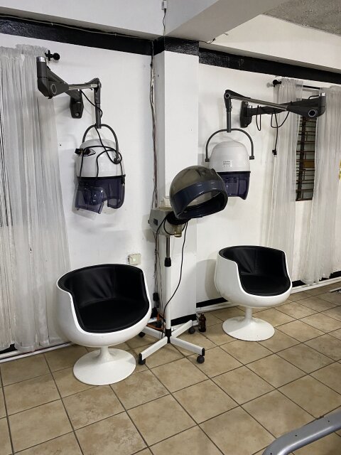 Shampoo Basin Combo And Wall Hairdryer Negotiable Hair Styling Equipment Old Harbour Road
