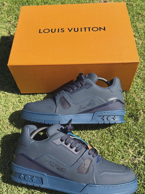 Men Shoes Available For Sale