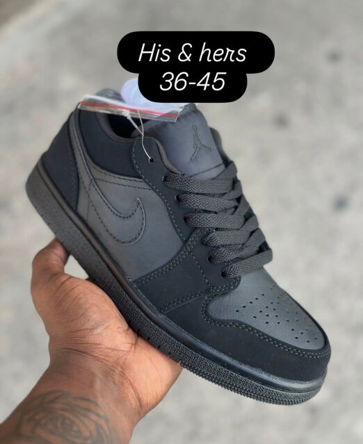 Men Shoes Available For Sale