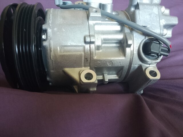 TOYOTA A/C COMPRESSOR