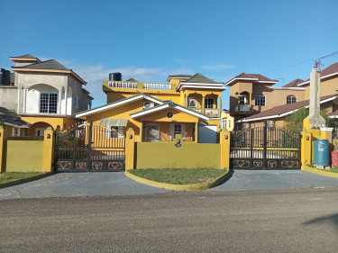 Furnished 2 Bedrooms 1 Bath House Houses Stonebrook Vista