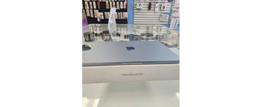 MacBook Air 13 Inch M4 Chip 16 GB 512 SSD 