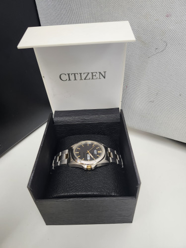Citizen Quartz Gold & Silver Watch