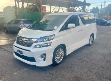 2013 TOYOTA VELLFIRE (NEWLY IMPORTED) Cars LIGUANEA