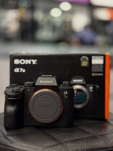 Sony A7M3 Body Cameras Kingston