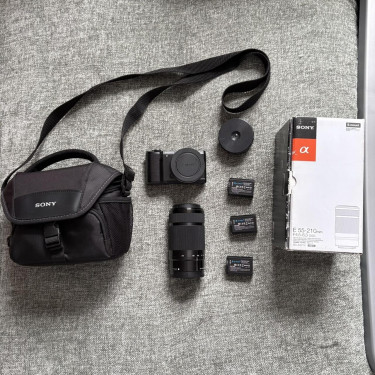 Sony A5000 Low Shutter Count Pocket Dispo 55-210mm Cameras Boston Bay