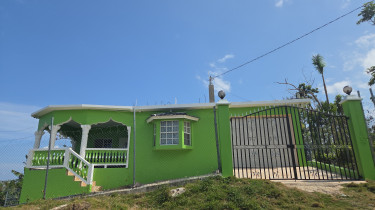 3 Bedroom, Plus Basement, Hugh Balcony  Houses Barrett Town, Montego Bay