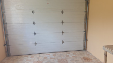 3 Bedroom, Plus Basement, Hugh Balcony 