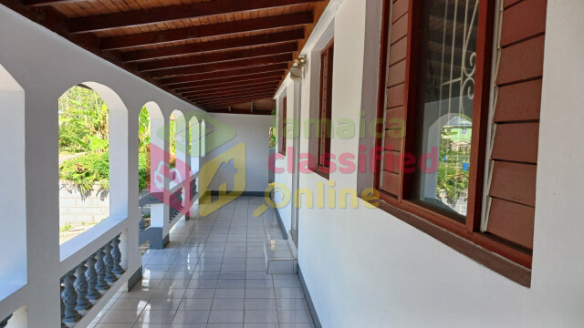 2 Bedroom