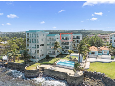 2 Bedrooms 1 Bath Oceanfront Penthouse For Sale Apartments Tower Isle