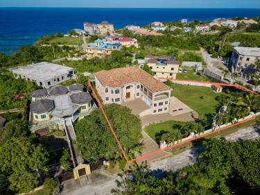 5 Bedroom House With 5.5 Baths In Rio Nuevo Houses Rio Nuevo 