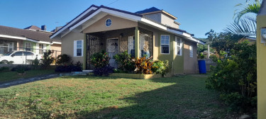 2 Bedroom House  Houses STONEBROOK VISTA 