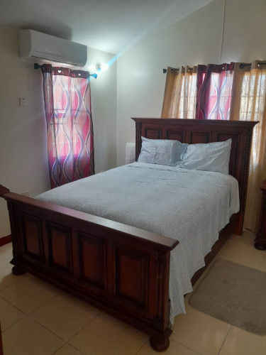 2 Bedroom