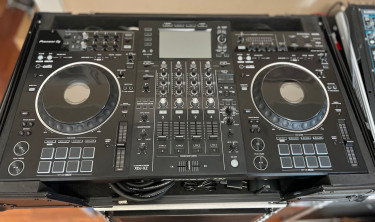 Pioneer XDJ-XZ 4 Channel Controller Wcase  Venues & Equipment Kingston
